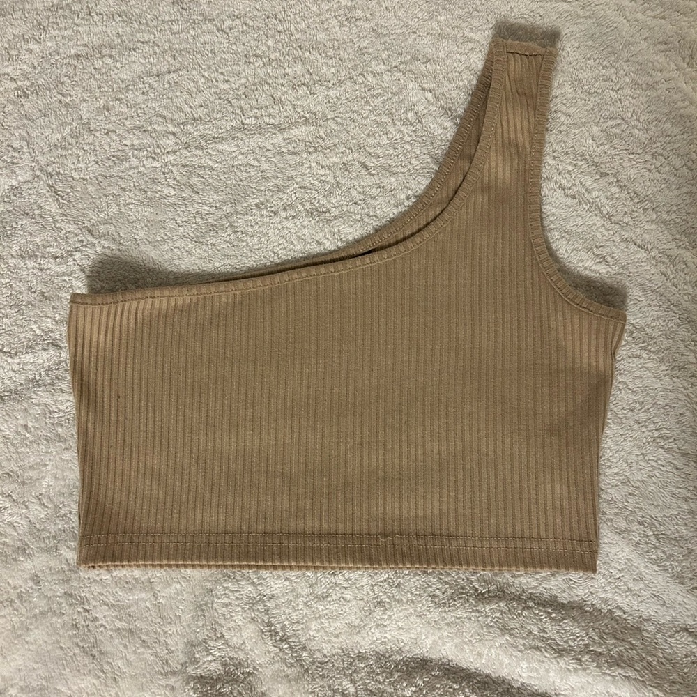 One shoulder tank
